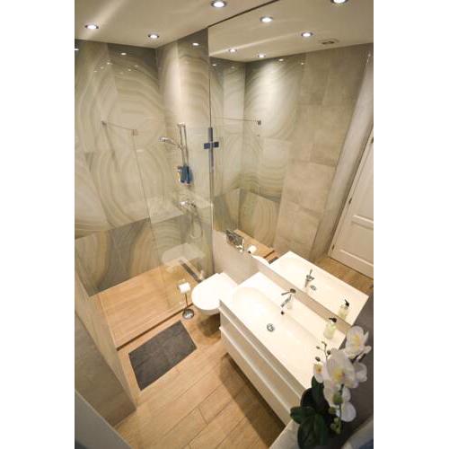 Grand Suite Palace - Downtown