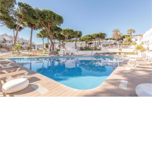 Nice Home In Marbella With Wifi, 2 Bedrooms And Outdoor Swimming Pool