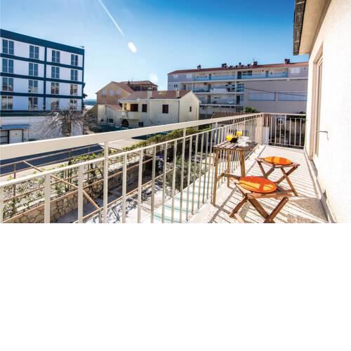 One-Bedroom Apartment in Biograd